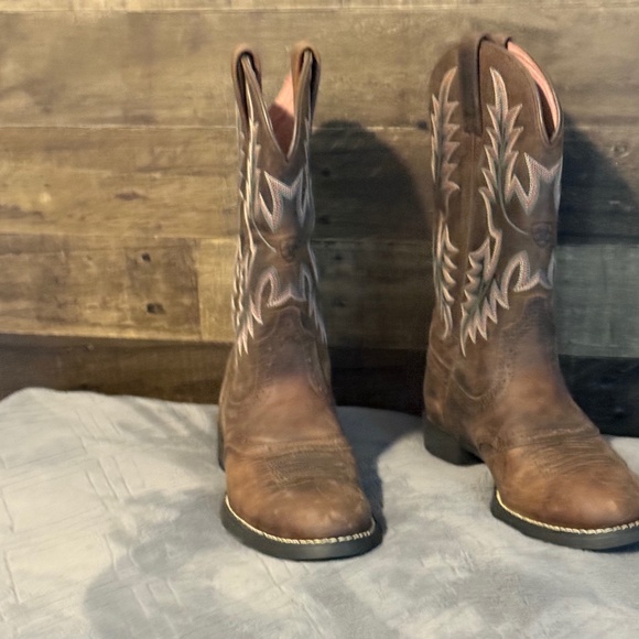 ARIAT WOMENS HERITAGE STOCKMAN BOOTS - Picture 1 of 4